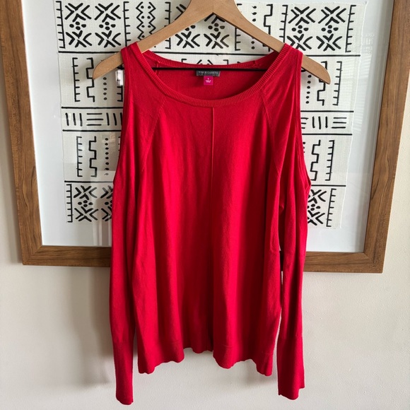 Vince Camuto Tops - Vince Camuto Cold Shoulder Top